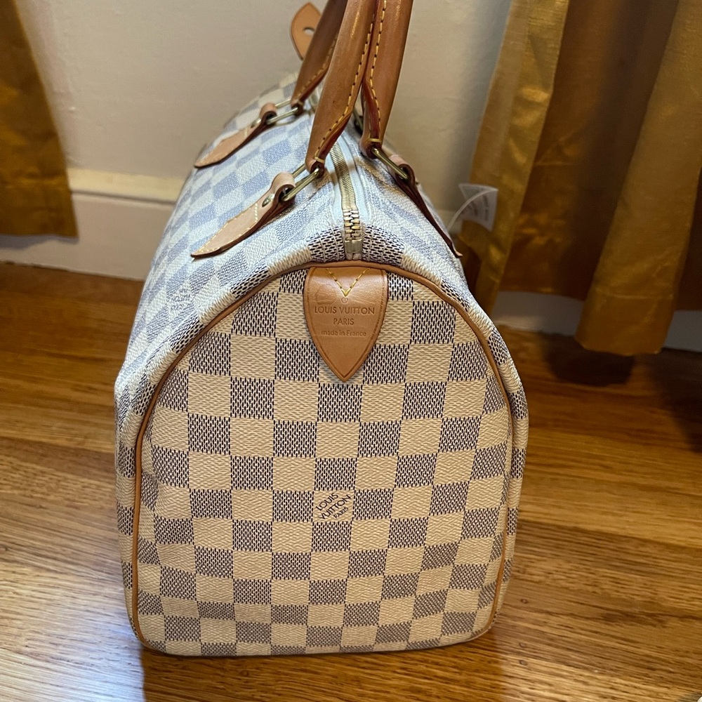 Authentic Louis Vuitton Speedy 30 - Picture 5 of 13